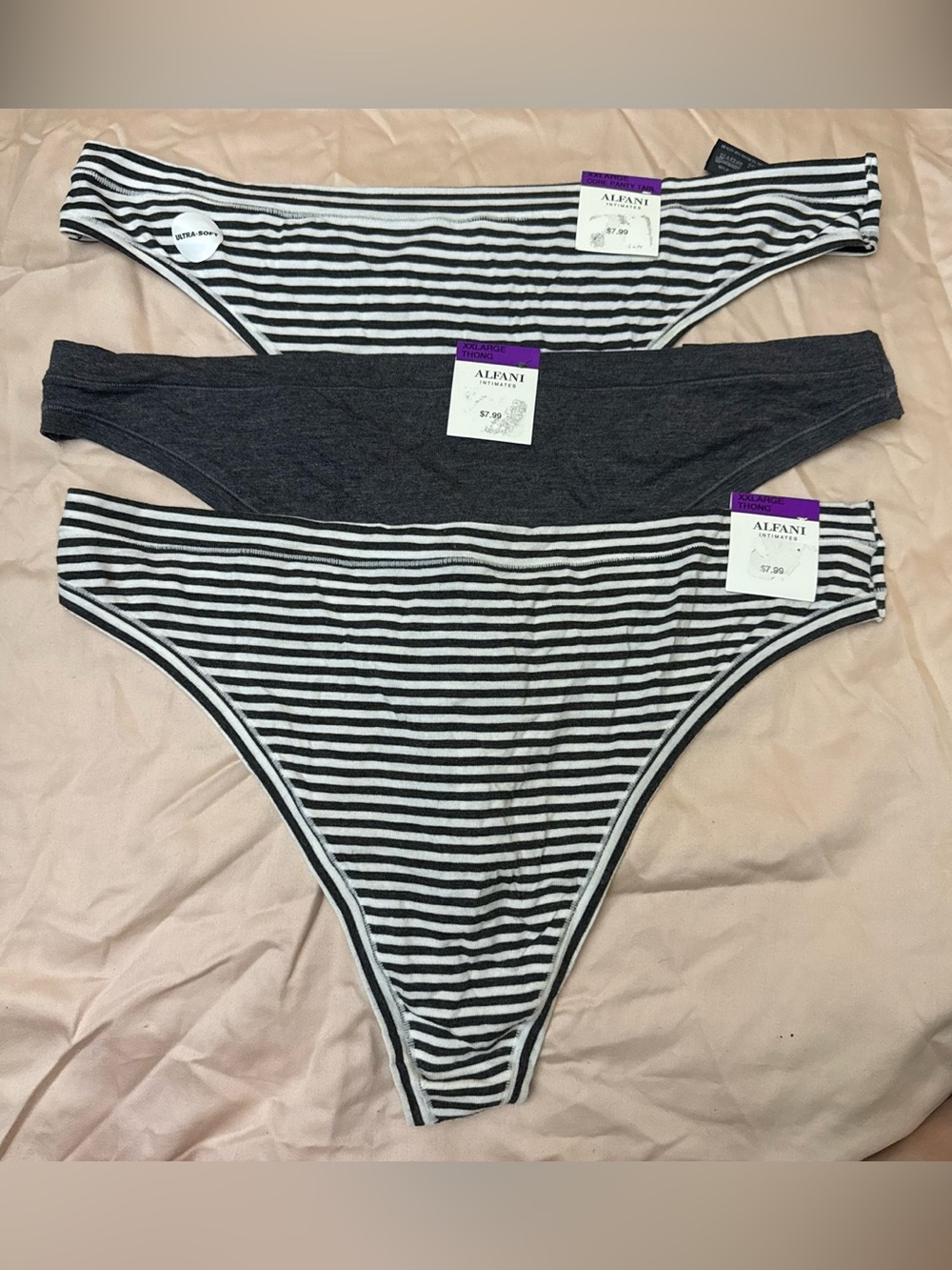 NWT Alfani Thongs